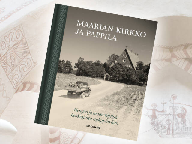 Maarian historiankirjan kansi.