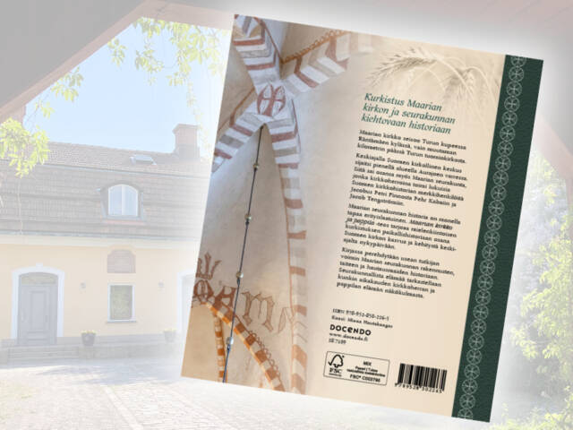 Maarian historiankirjan takakansi.
